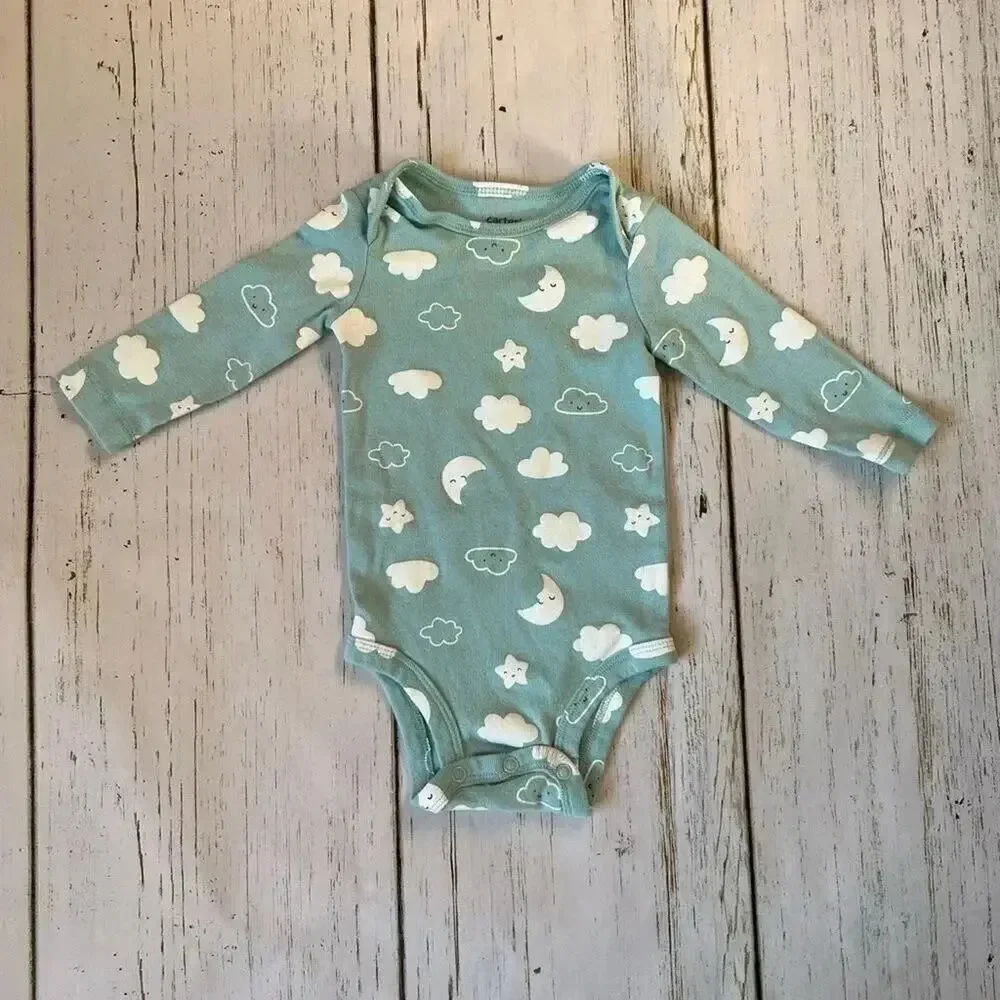 Carter’s long sleeve Onesie & matching pants Size 6 months